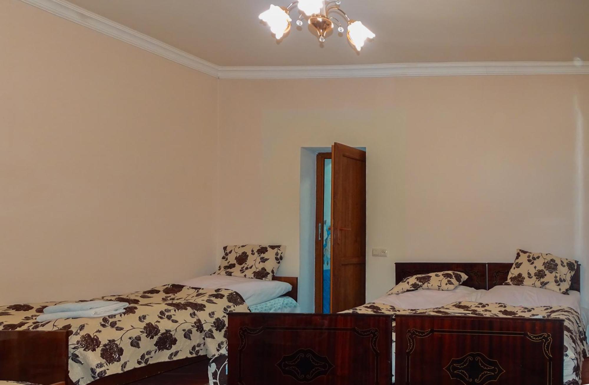 Aspet B&B Tat'ev Bagian luar foto