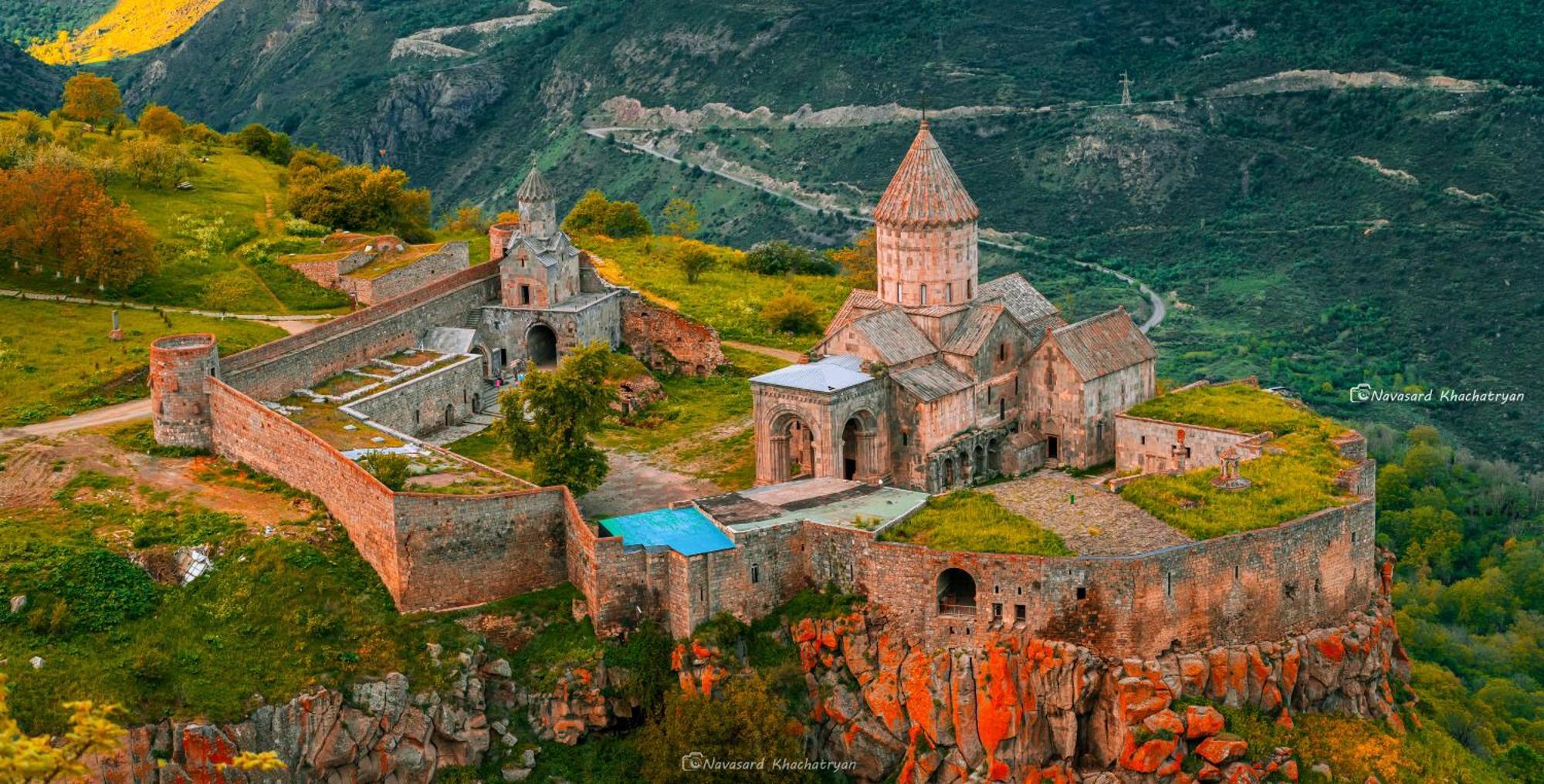 Aspet B&B Tat'ev Bagian luar foto